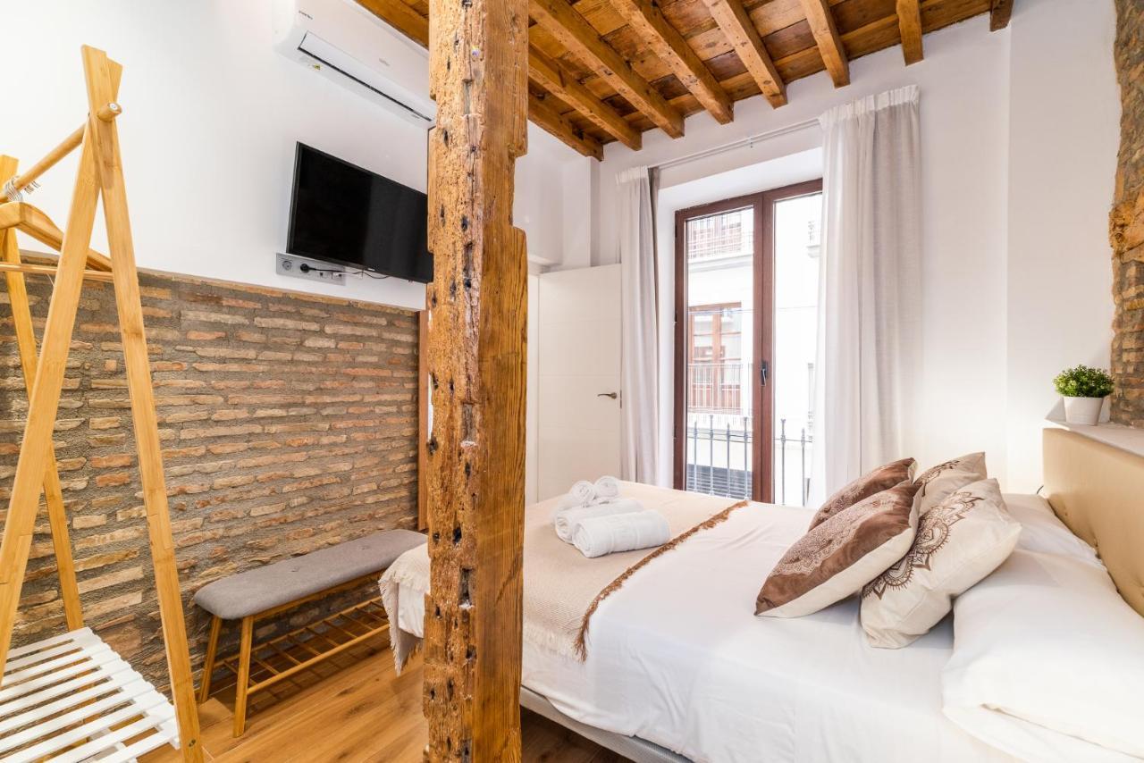 Wekey Homes Granada, Mesones Central Suites Esterno foto